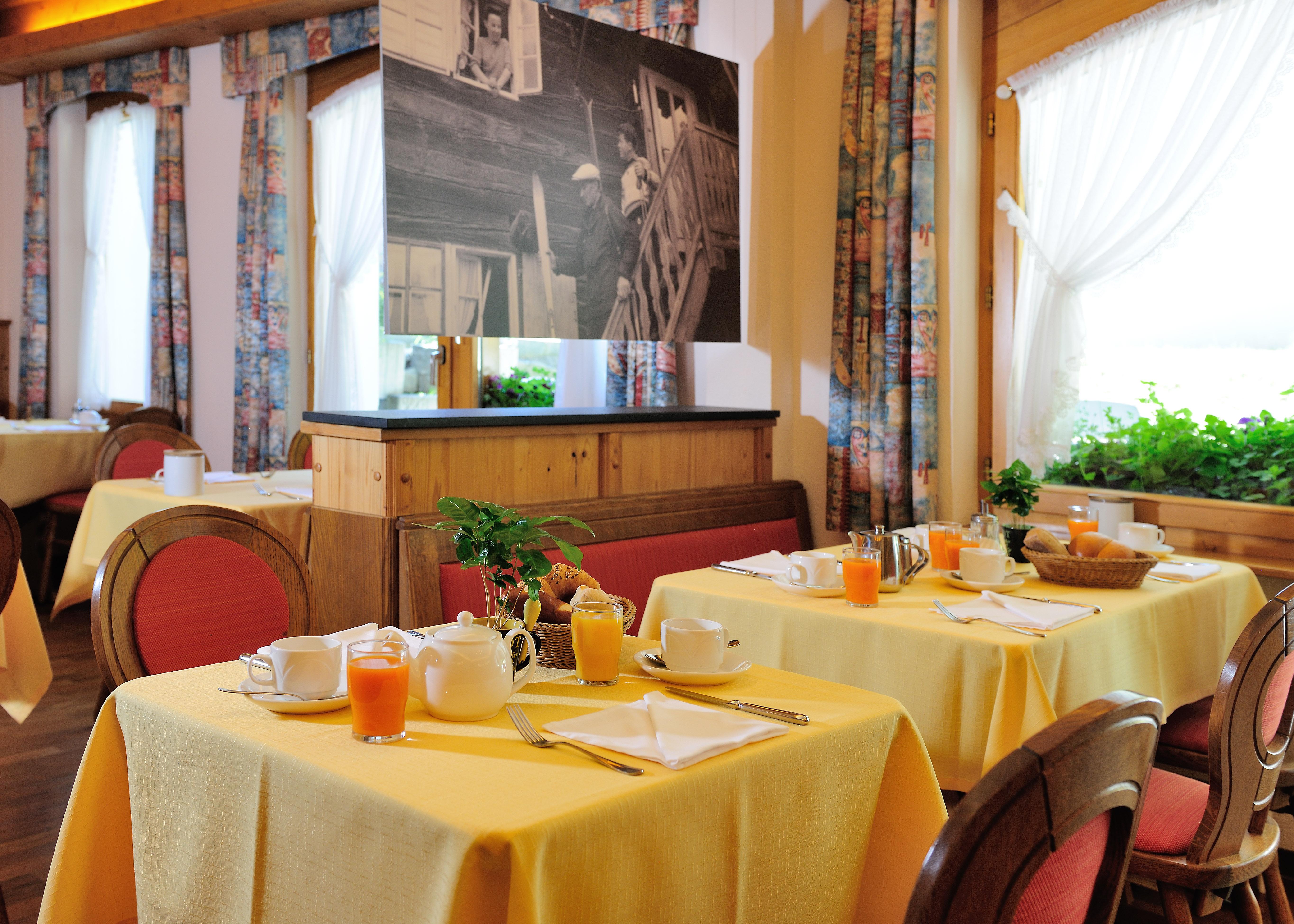 Hotel Simi Zermatt Ngoại thất bức ảnh