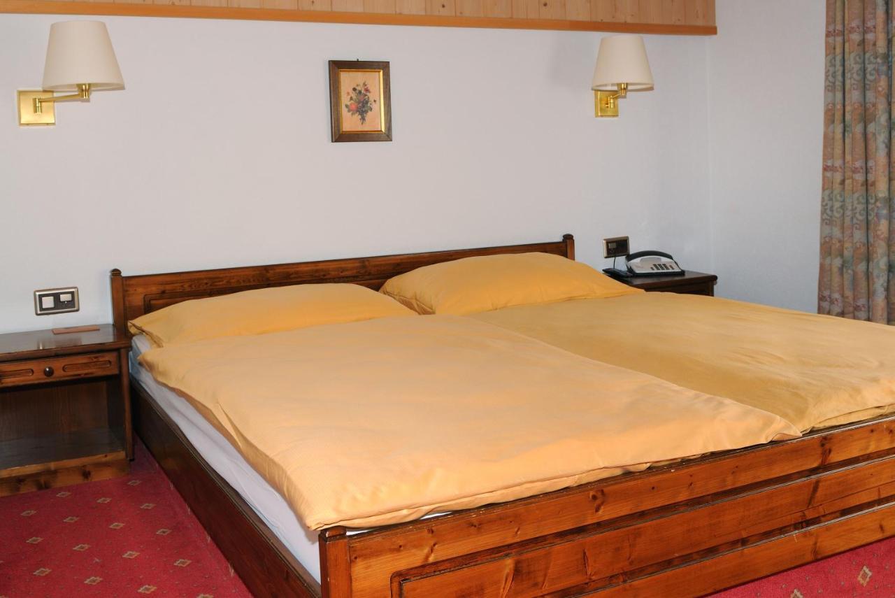 Hotel Simi Zermatt Ngoại thất bức ảnh