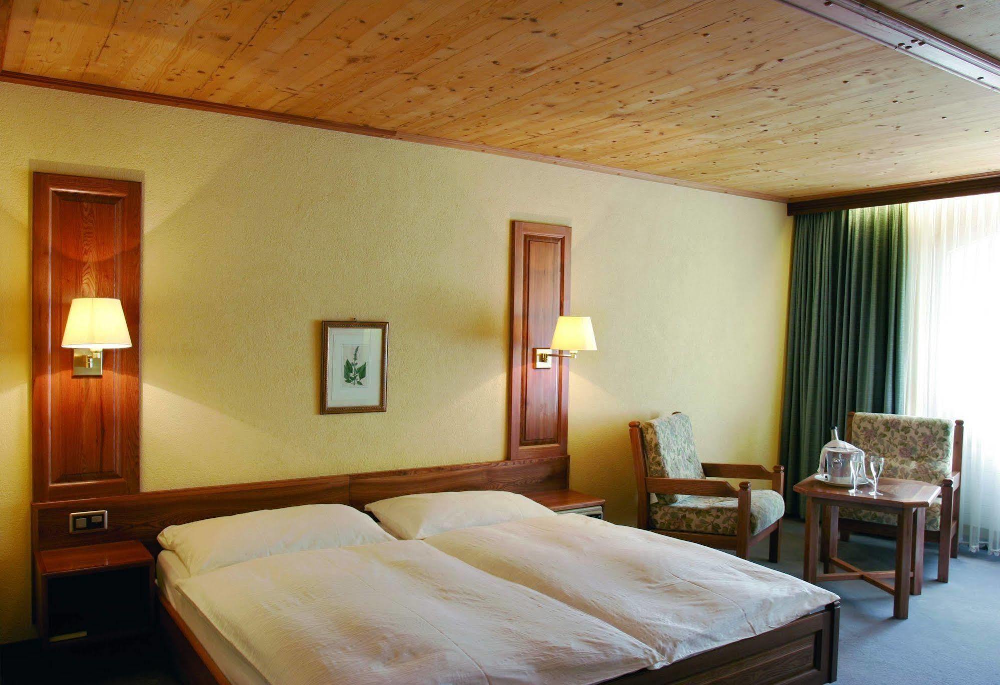Hotel Simi Zermatt Ngoại thất bức ảnh