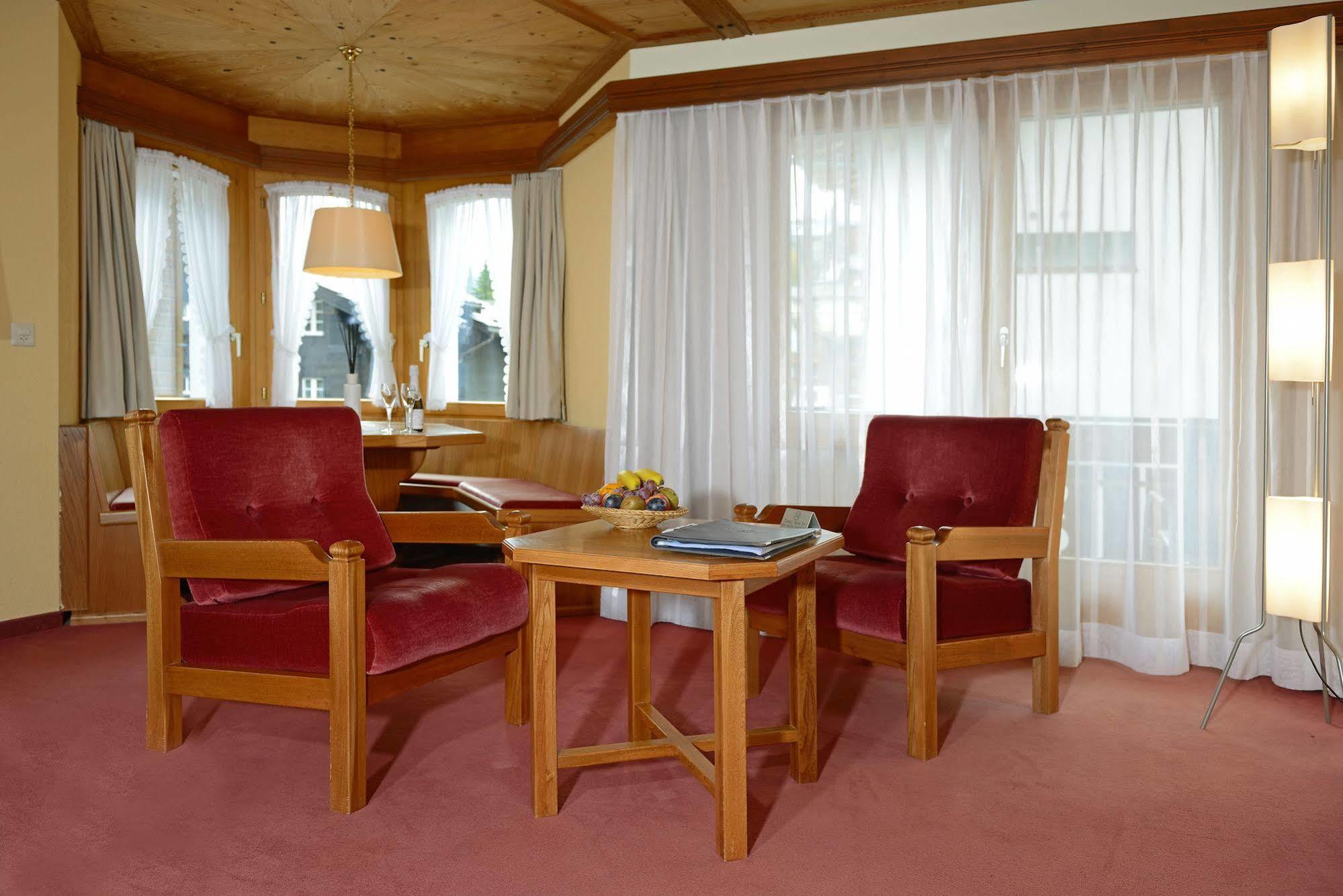 Hotel Simi Zermatt Ngoại thất bức ảnh
